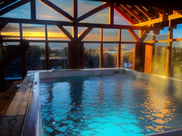 Spa/piscine couvert Domaine 5 étoiles à vendre